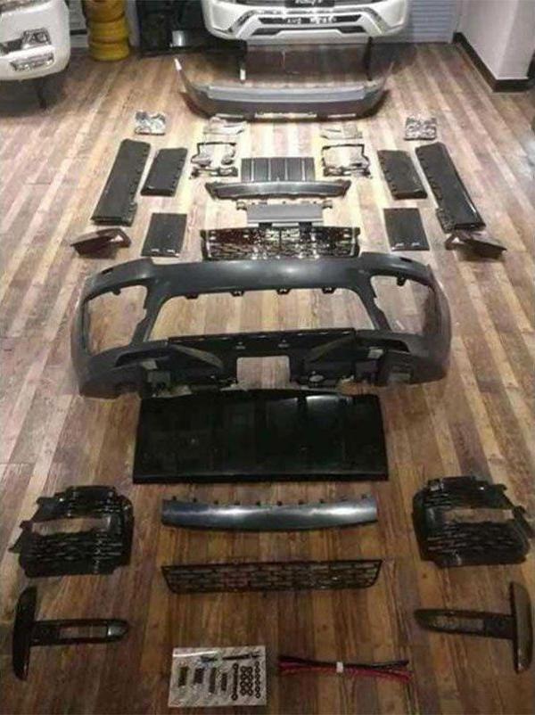 Range Rover Vogue L405 SVO Body Kit (2013-2017) - Image 1