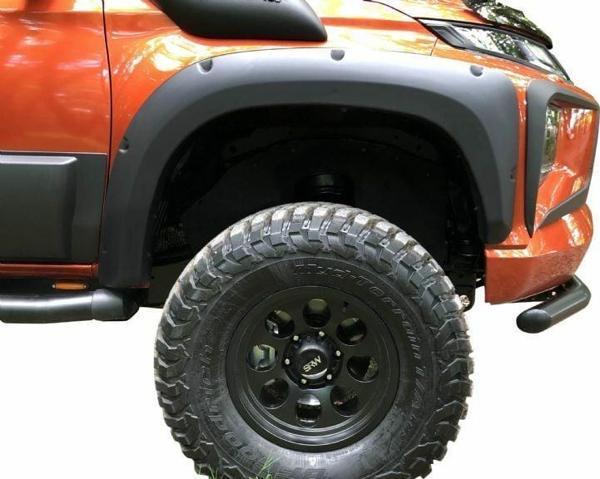 Mitsubishi L200 2019+ Çıkıntılı Civatasız Çamurluk Kaplama Dodik Tek Depo - Image 1