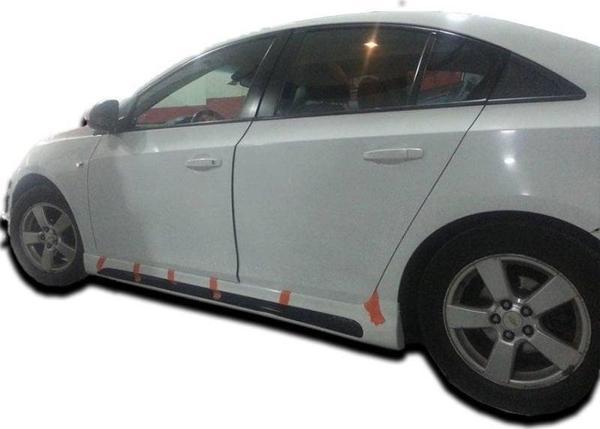 Chevrolet Cruze 2009 - 16 Rieger Marşpiyel Plastik Boyasız - Image 1