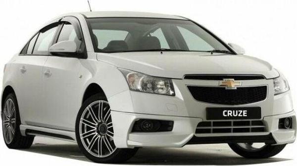 Chevrolet Cruze 2009 - 16 Wald Marşpiyel Plastik Boyasız - Image 1