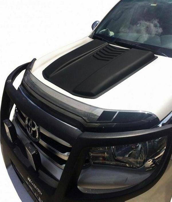 Toyota Hilux 2016 Kaput Kaplama Scoop - Image 1