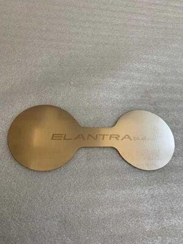 Hyundai Elantra 2016-2019 Bardaklık İç Kaplama Silver - Image 1