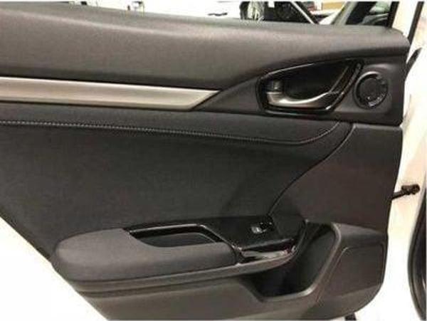 Honda Civic Fc5 2016-2020 İç Kapı Kolu Çerçevesi Piano Black İnce - Image 1