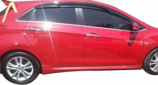 Hyundai İ30 2011 - 2016 Marşpiyel Plastik Boyasız - Image 1
