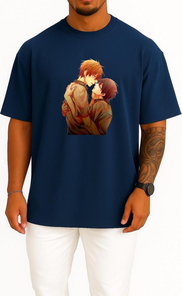 Oversize Haruka Nanase Fan Fiction Kiss Love Yaoi Göğüs Tasarımlı Unisex T-Shirt - Image 1