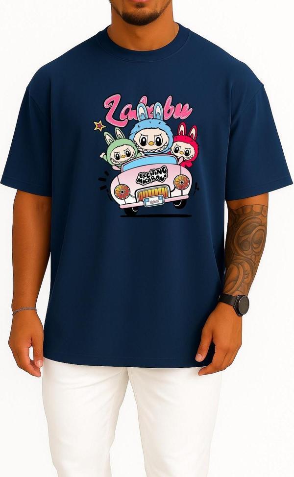 Oversize Labubu Göğüs Tasarımlı Unisex T-Shirt - Image 1