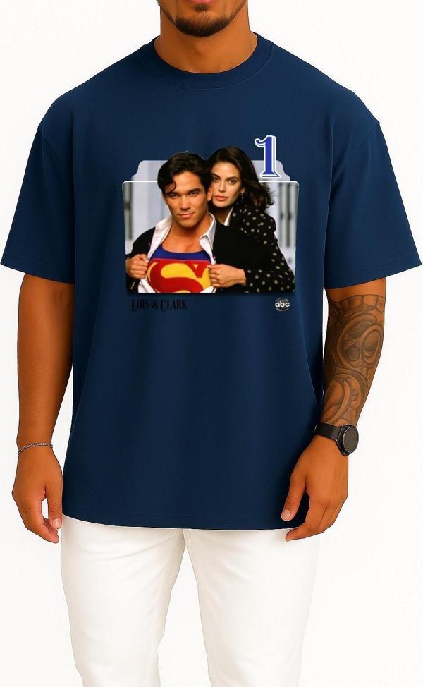 Oversize Lois And Clark Series And Season Folder İcons, Lois & Clark Göğüs Tasarımlı Unisex T-Shirt - Image 1