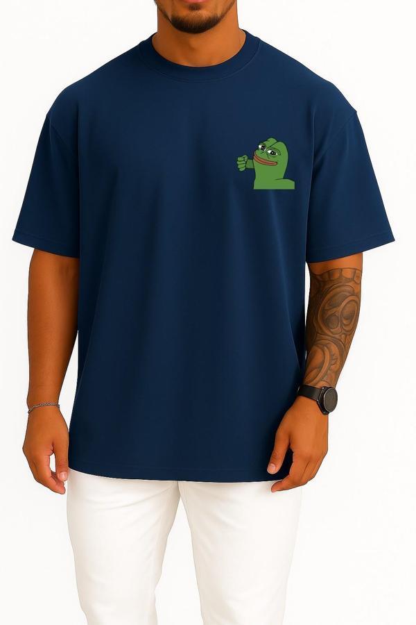 Oversize Pepe The Frog İllustration, Pepe Coin The Frog Cep ve Sırt Tasarımlı Unisex T-Shirt - Image 1