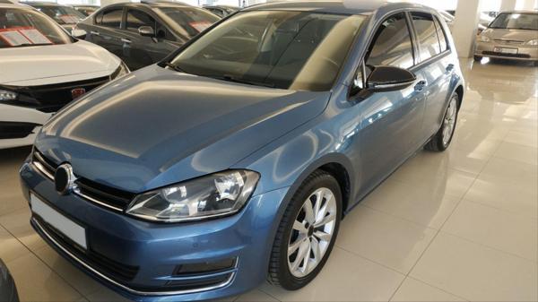 VOLKSWAGEN GOLF 7 - 7.5 2013-2020 UYUMLU YARASA AYNA KAPAGI - Image 1
