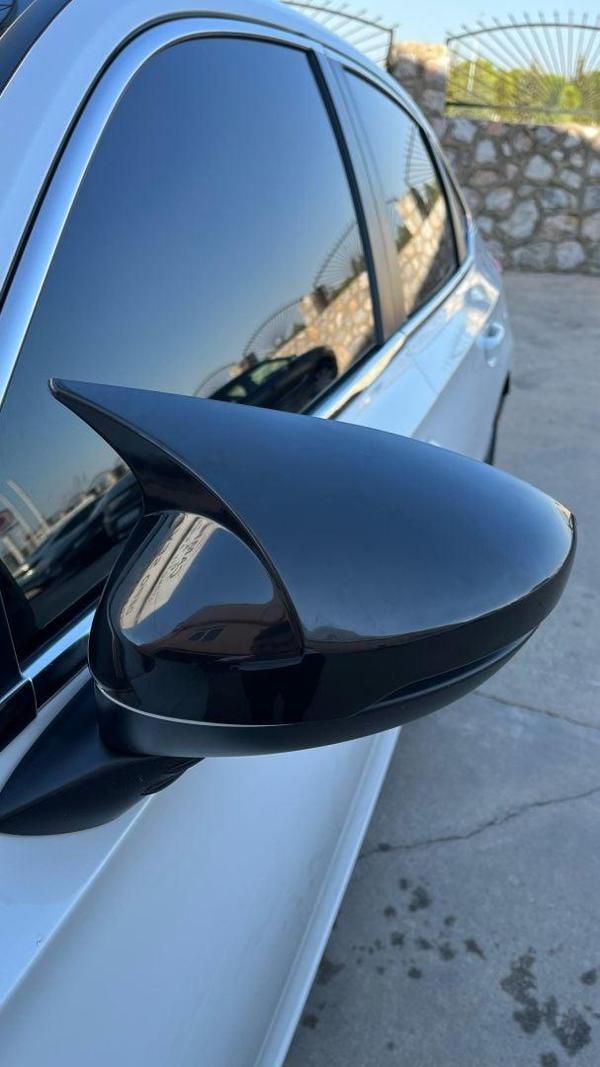 Honda Civic FE ( 2022+ ) Uyumlu Yarasa Ayna Kapağı - Piano Black - Image 1