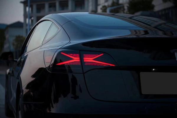 Tesla Model Y ve Model 3 Uyumlu Led Stop - Image 1