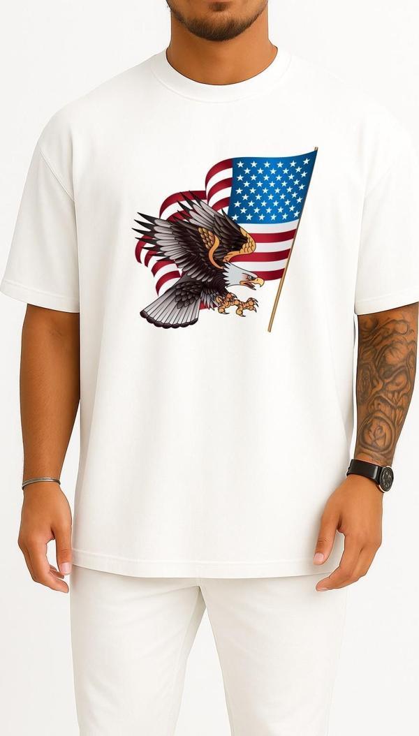 Oversize Flag Of United States And American Eagle Göğüs Tasarımlı Unisex T-Shirt - Image 1