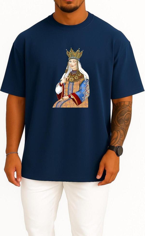 Oversize Turandot Azerbaijan The Seven Beauties Göğüs Tasarımlı Unisex T-Shirt - Image 1
