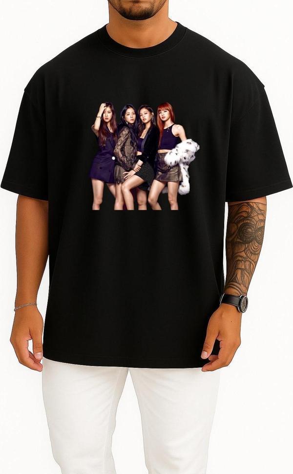 Oversize Blackpınk Magazine Gq K-Pop Elle Göğüs Tasarımlı Unisex T-Shirt - Image 1