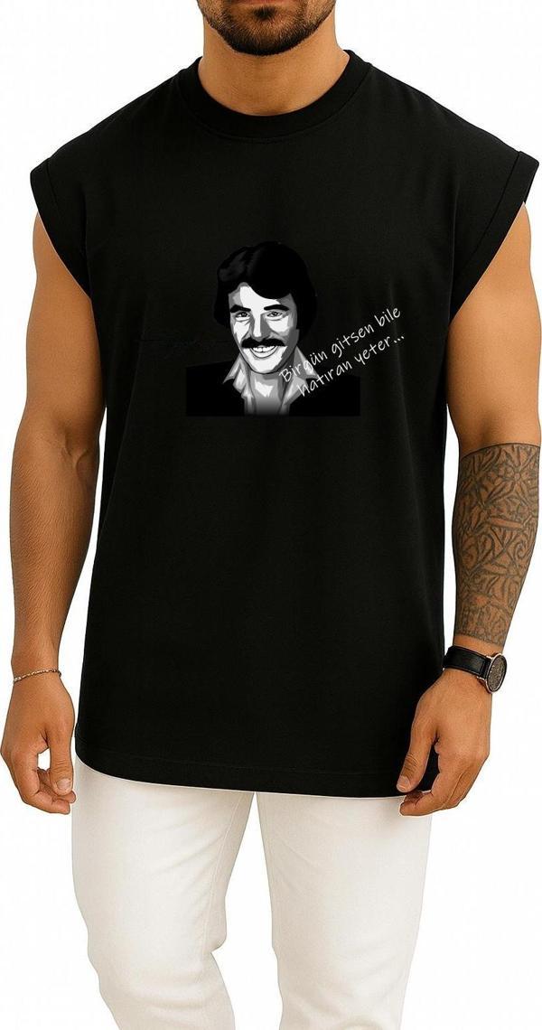 Oversize Ferdi Tayfur Hatıran Yeter Göğüs Tasarımlı Atlet - Image 1