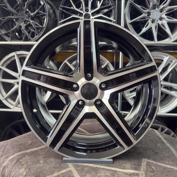 17 inç 5x112 Vito Viano Golf Jetta Siyah Elmas Kesim Jant Modeli  - Image 1