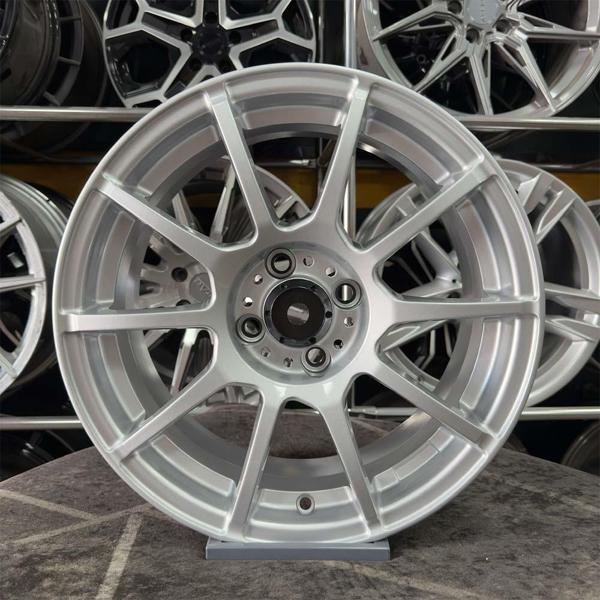 17 inç 4x100 Sparco Gümüş Jant Modeli (4 Adet) - Image 1