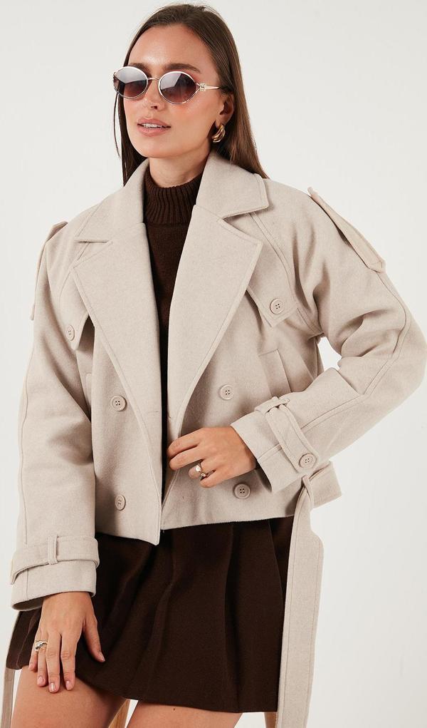 Lela Pamuklu Regular Fit Yumuşak Dokulu Kaşe Kısa Bayan Kaban 6810286 VİZON - Image 1