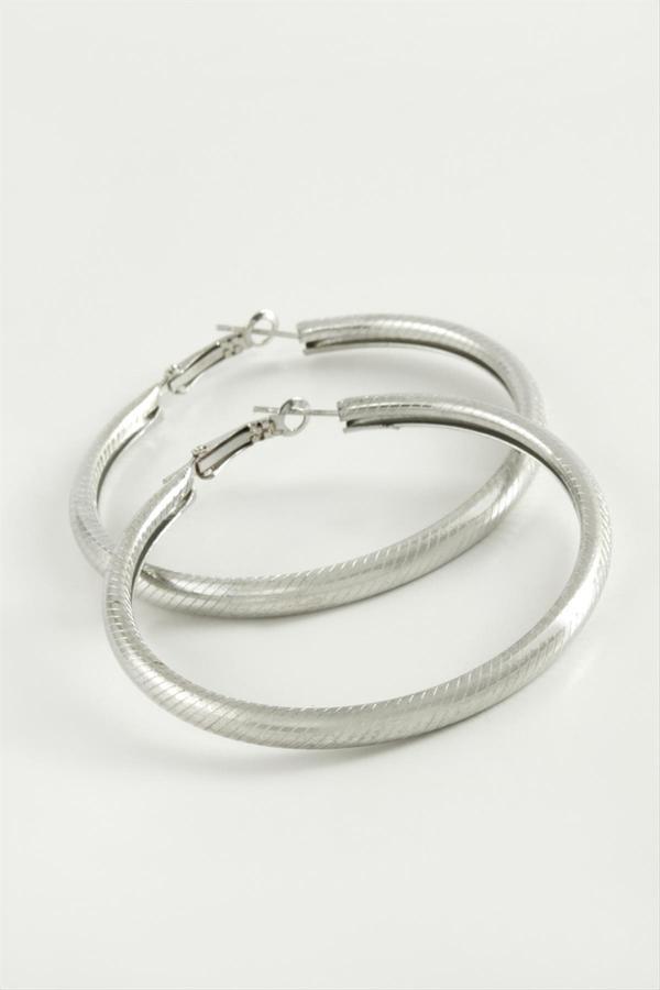 Avior Collection Çizgili Boru Halka Küpe 5,5 Cm - Image 1