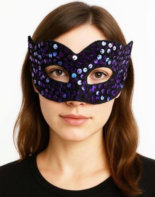 Nessiworld Mor Renk Arkadan Lastikli Pul Payet İşlemeli Balo After Parti Maskesi - Image 1