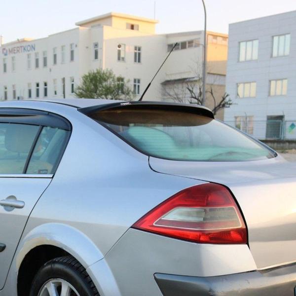 Renault Megane 2 2003 - 2008 Arka Cam Üstü Spoiler - Image 1