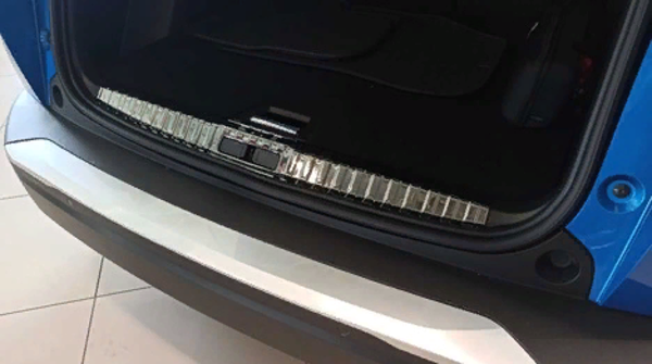 Peugeot 2008 Bagaj Eşik Koruma - Titanyum Siyah - Image 1