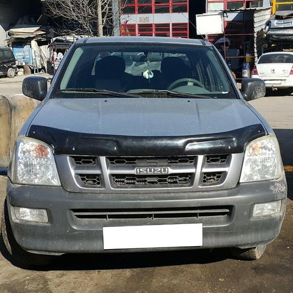 Isuzu D-Max Ön Kaput Koruyucu Rüzgarlığı 2002-2006 Yılı Arası - Image 1