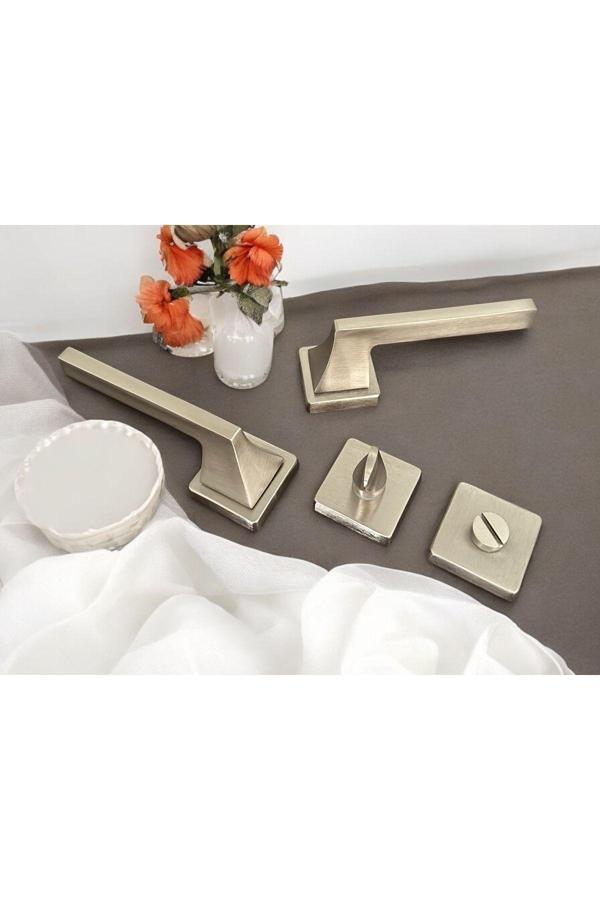 Karo Saten Kare Rozetli Wc BanyoKapı Kolu 1 Takım Şık Ve Dayanıklı - Image 1