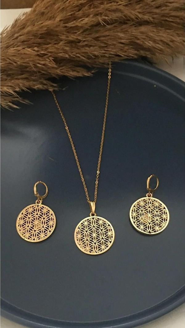 Bers Aksesuar Kadın Gold Renk Yaşam Çiçeği Kolye Küpe Set - Image 1