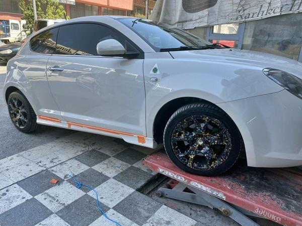 Alfa Romeo Mito Marşpiyel Takımı - Image 1