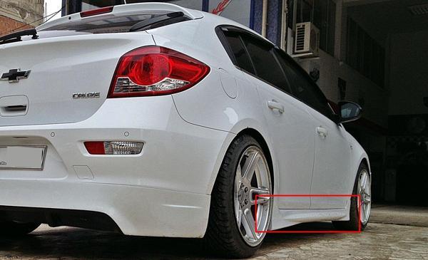 Chevrolet Cruze HB Marşpiyel - Image 1