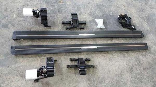 Land Rover RR Sport Vogue 2017-2021 İçin Elektrikli Yan Basamak - Image 1