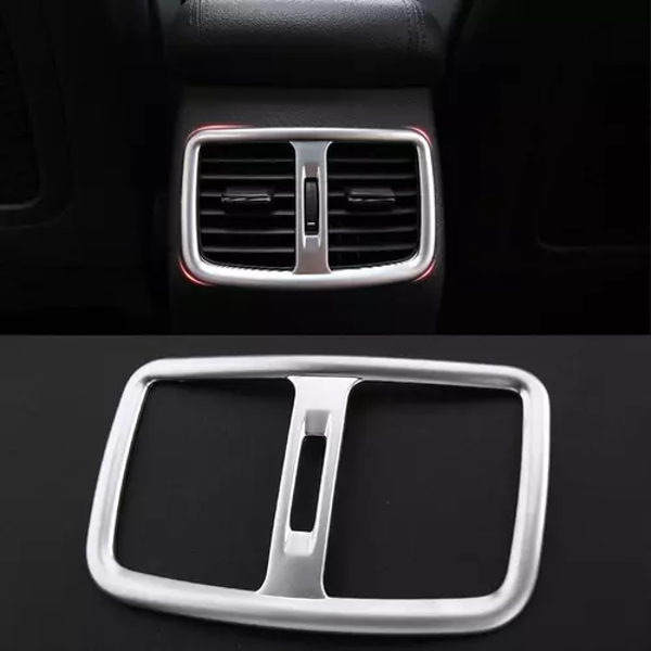 Hyundai Tucson 2015 Krom Arka Klima Havalandırma Çerçevesi - Image 1
