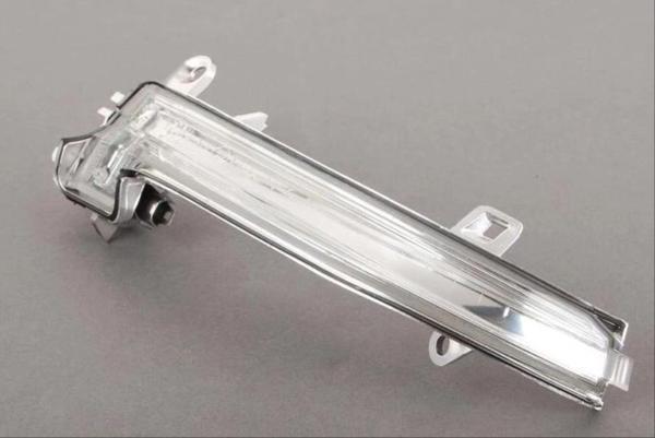 BMW F20-F30-F32 1-2-3 Serisi için Ayna Sinyali Beyaz Sol - Image 1