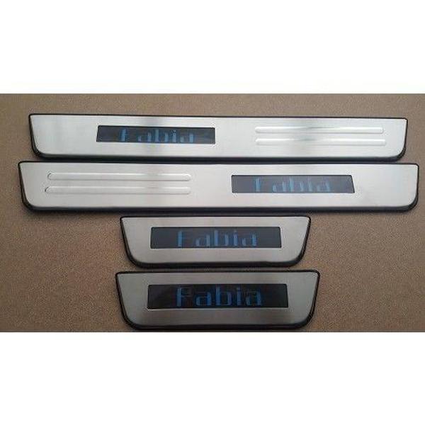 Skoda Fabia Işıklı Kapı Eşiği - Image 1