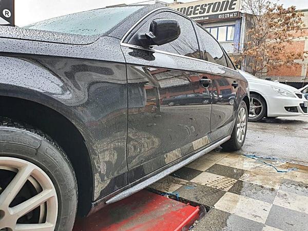 Audi A4 B8.5 2008-2012  Sline Marşpiyel - Image 1