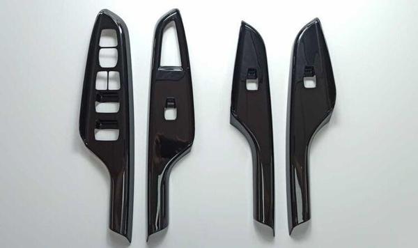 Hyundai Kona Kapı Kolçak Kaplama - Piano Black - Image 1