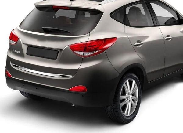 Hyundai İx35 2010-2015 Krom Bagaj Alt Çıtası - Image 1