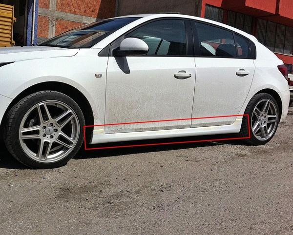 Chevrolet Cruze Orjinal Tip Marşpiyel - Image 1