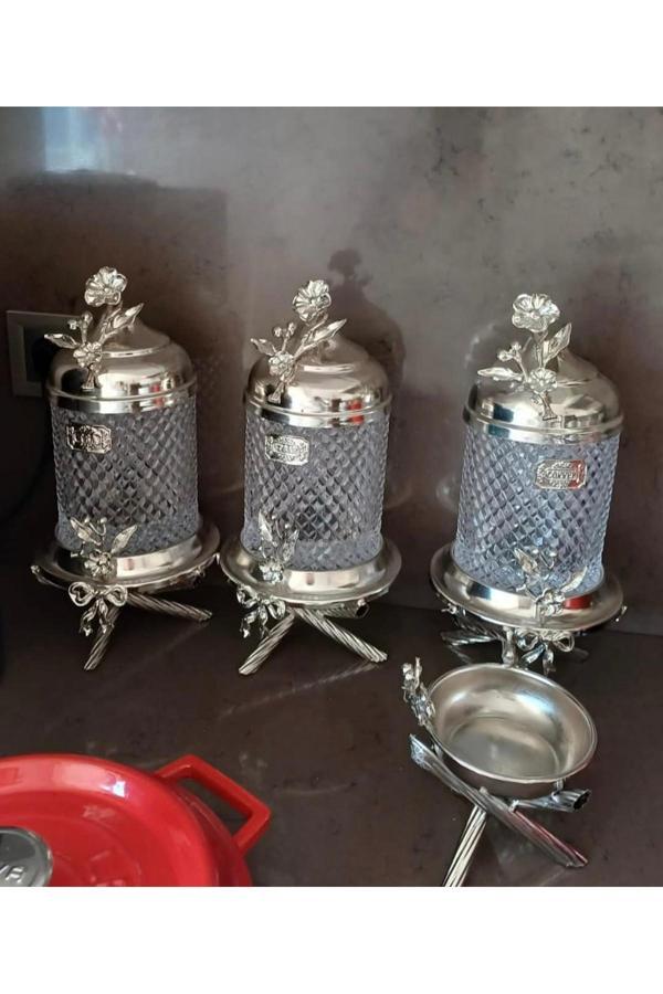 Azade Home Gümüş Pirinç Ayaklı Lüx Kristal Kavanoz 3’Lü Set - Image 1