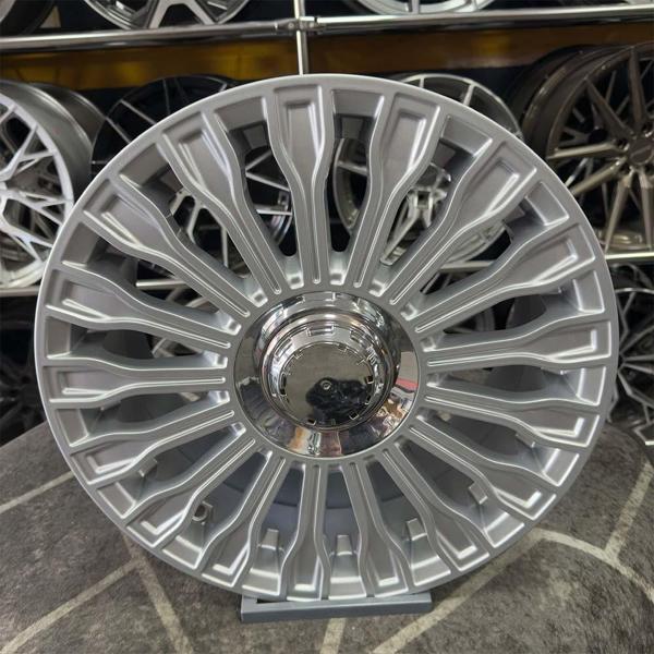 16 inç 5x112 Mercedes Vito Gümüş Jant Modeli (4 Adet) - Image 1