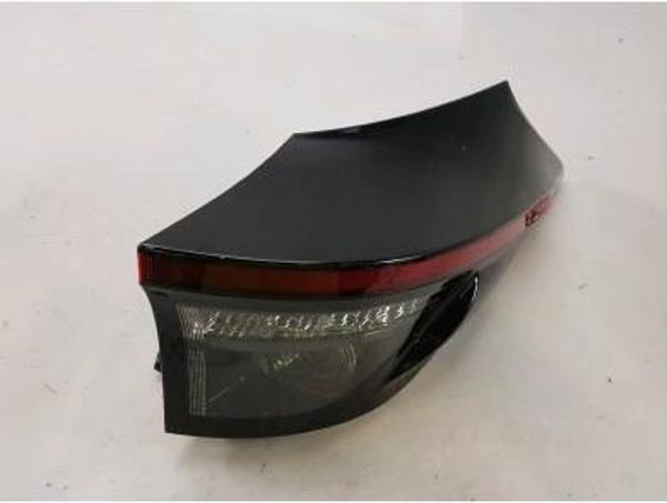 Japon Yaris Cross Benzinli 20 - Stop Lambası Dış Sağ  (Oem No:815500De20) - Image 1