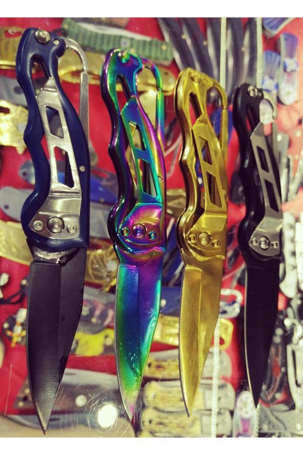 Efsoon Organics Metal Tutma Saplı Bıçak Asma Aparatlı Kilitli Şık Zarif Ve Keskin 1 Adet - Image 1