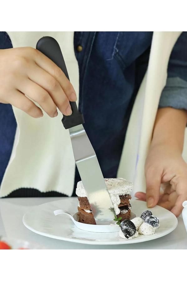 Kizilelmada Profesyonel Eğik Pasta Sıvama Spatulası 31 Cm – Kusursuz Kek Ve Pasta Sıvama Keyfi - Image 1