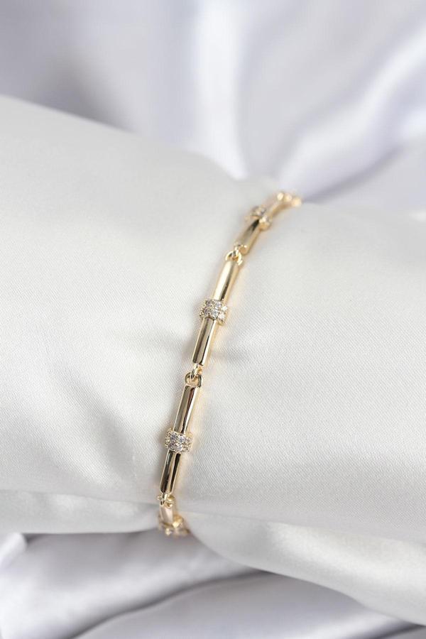 Pirinç VIP Seri Gold Renk Parçalı Model Zirkon Taşlı Kadın Bileklik 7941 - Image 1