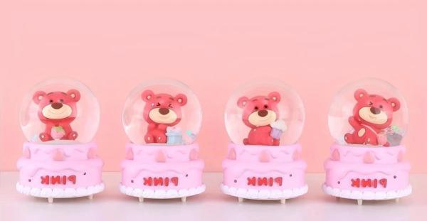 Ayıcıklı Işıklı Kar Küresi 7 Cm Alk3102 - Image 1