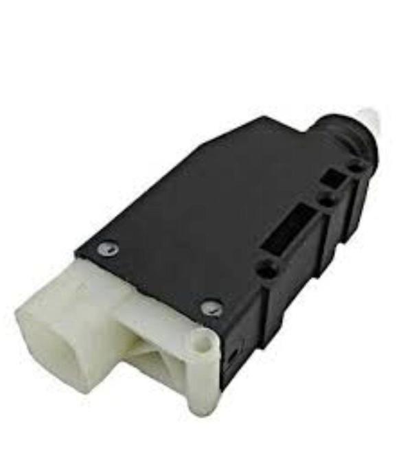 Opel Corsa B 1993-2000 Ön Kapı Kilit Mekanizması Sağ - Image 1