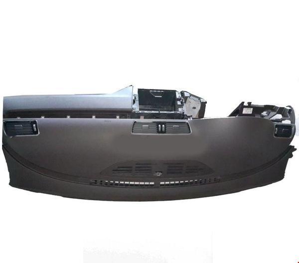 Volkswagen Passat Ön Torpido Göğüs Siyah 2011 Sonrası Uyumlu - Image 1