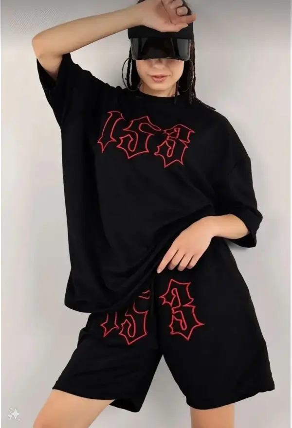 Kadın Unisex Nakış İşlemeli Şort Takım - Siyah - Image 1