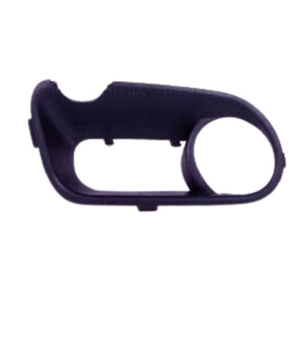 Volkswagen Touareg 2003-2007 Ön Sol Sisli Tampon Izgara Yuvası - Image 1